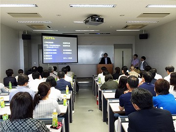 平成27年度工学部教育後援会総会と学科懇談会を開催