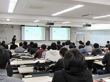 学科主催「就職活動体験を聞く会」（学部3年生、修士1年生対象）を開催しました