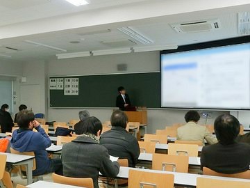 平成29年度電気電子情報系専攻（情報系）修士論文審査会を実施