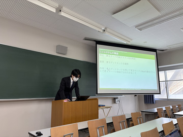 令和7年度電気電子情報系専攻（情報系）修士論文審査会を実施