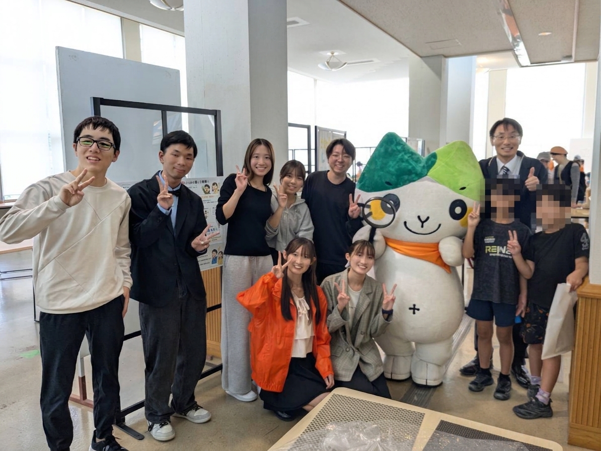 サイエンスワールド2026にて情報学部が初出展「君のポーズを見破れるか！？ AI大実験！」を開催